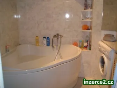pronajmu byt 3+kk v klidné lokalitě