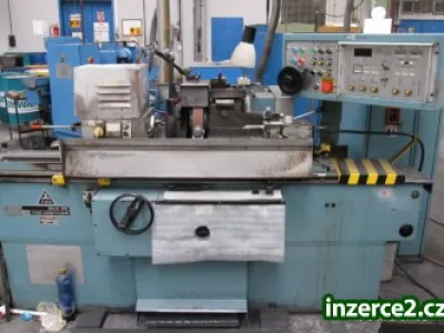 Bruska hrotová univerzální s elektronicky řízeným přísuvem.