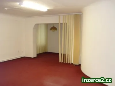 Zrekonstruovaný byt 2+1 na náměstí republiky v Plzni