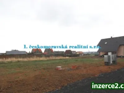 Prodáme stavební pozemek, Pustějov