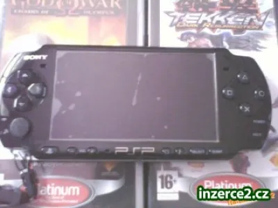 prodám-PSP 3004+dvě hry+4GB+záruka nebo vyměním