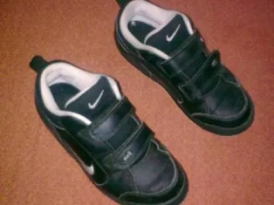 DĚTSKÉ BOTKY NIKE vel. 33