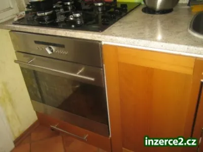 vestavěná pečící trouba Baumatic