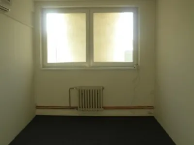 Kanceláře 13,3m2 jen za 2190 Kč/měsíc