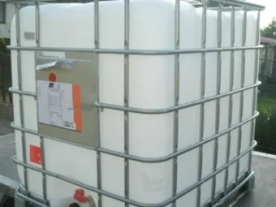 prodám plastovou zahradní nádrž barel na vodu ibc kontejner 1000l na paletě