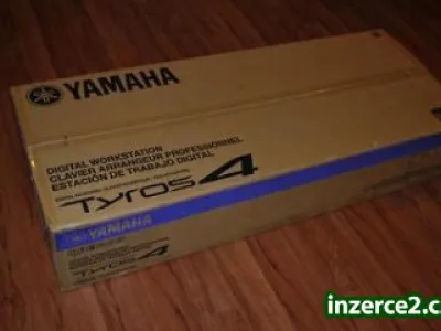 Yamaha Tyros 4 (61-Key Pro Arranger Workstation)