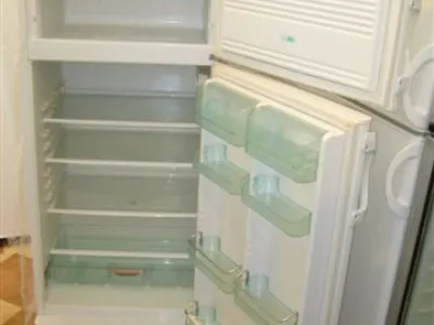 Lednice kombinovaná 2-dveřová GORENJE s boxovým mrazákem