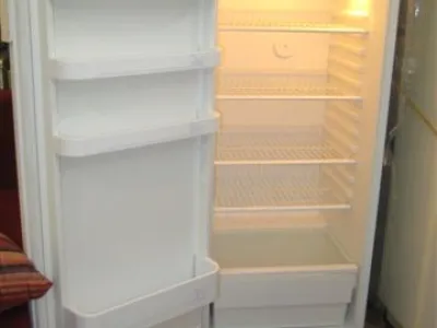 Chladnice bez mrazáčku SILTAL - 220 litrů