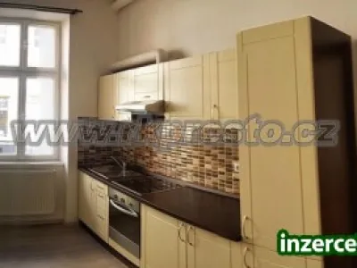 Prodej bytu 1+1 se zahradou v OV, centrum ČB.