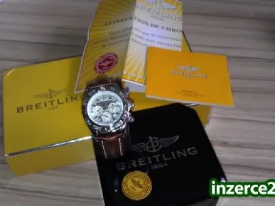 Hodinky Breitling Chronomat B 01. certifikát. Chronometer. - Praha . .