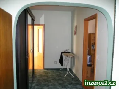 Prodej bytu v OV, 3+1/lodžie, u Zavadilky.
