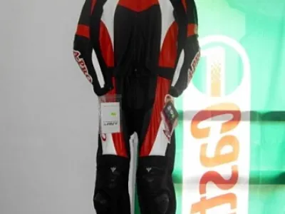 Kombinéza