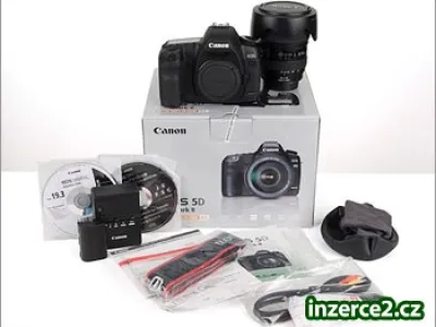 Canon EOS 5D Mark II 21MP DSLR Camera