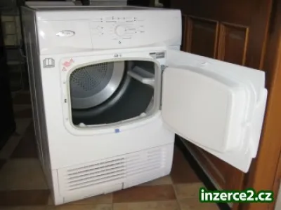 Sušička prádla WHIRLPOOL s 6.smyslem - kondenzační