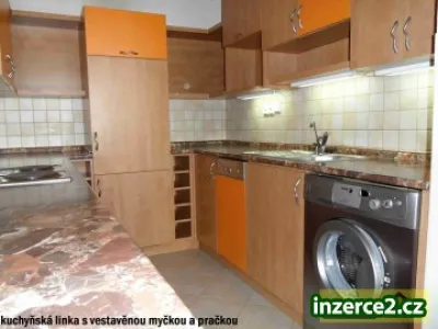 Pronájem bytu 2+kk, 57m2, lodžie, garáž