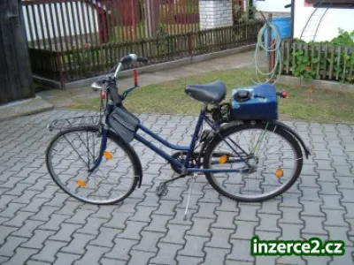 motokolo s benzinovim motorem
