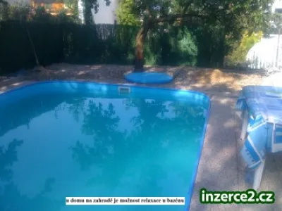 1+1 S BAZÉNEM