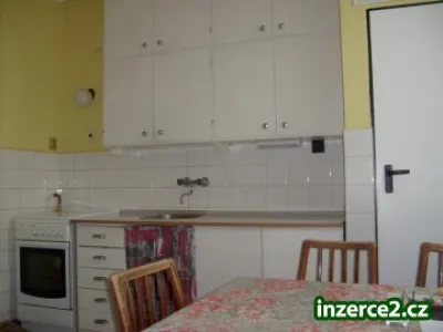 Prodej cihlového, pěkného, prostorného bytu 1+1 s balkonem v centru Zlína