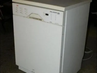 Myčka nádobí AEG OKO Favorit 8081 Sensorlogic.