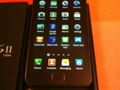Samsung Galaxy S II I9100 odemkne BLACK 16GB Vestavěná PAMĚTI
