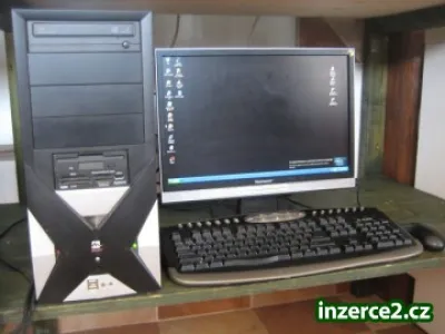 PC sestava: počítač, monitor, klávesnice, myš, kabely