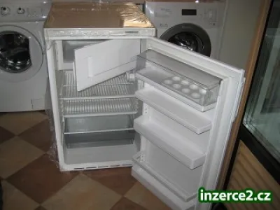 Lednice s mrazáčkem LIEBHERR