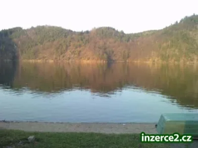 Prodám levně karavan na Slapech