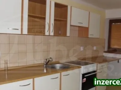 Pronájem zrekonstruovaného bytu 2+1 v RD