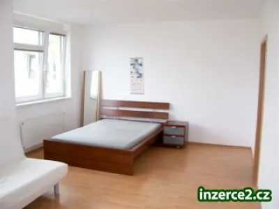 Praha 6 - Řepy, byt 1+k.k./ balkon. 46 m2. Výhled.