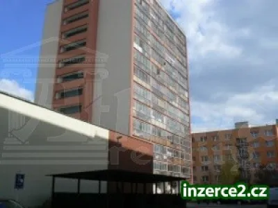 Pronájem pěkného bytu 1+kk se zasklenou lodžií