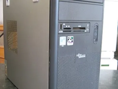 PC AMD Athlon (tm) 64 X2 Dual Core 4400+ 2,3 GB