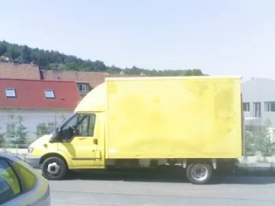 Nabízím pronájem dvou reklamních ploch na dodávkovém autu