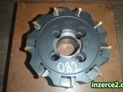 Frézovací hlava 160 mm.