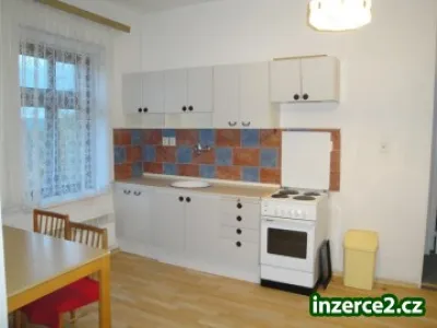 Pronájem bytu 1+kk, Nový Hradec Králové