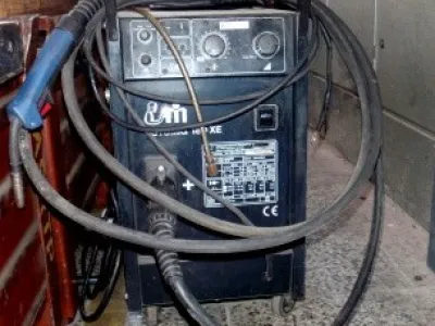 Svářečka AUTOMIG 180 XE.