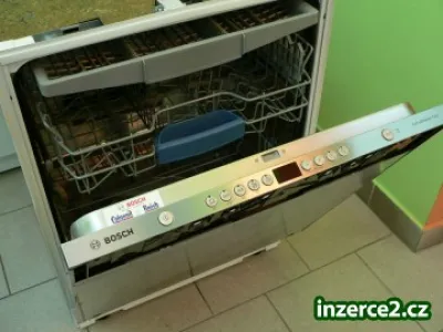 Myčka Bosch ActiveWater Eco tři koše