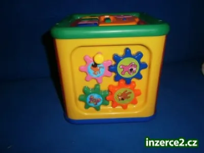 Hrací kostka pro mrňouse