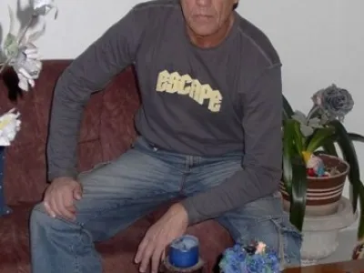 ženu nakou na život