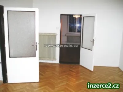 Pronájem bytu 2+1 v RD, Suché Vrbné.