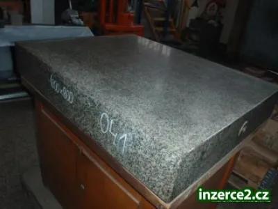 Granitová deska 1000x800 mm.