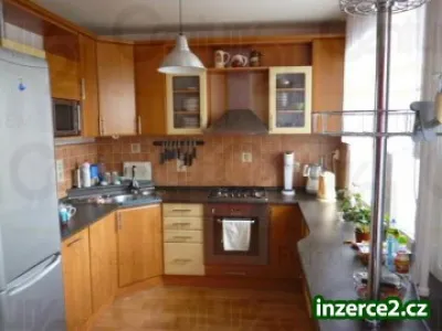 Prostorný byt 3+1, 2x lodžie, 75m2, Kralupy-Lobeček