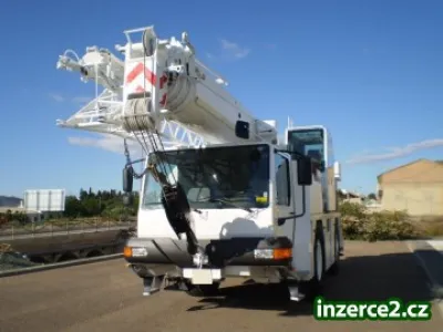 Autojeřáb Liebherr LTM 1030/2