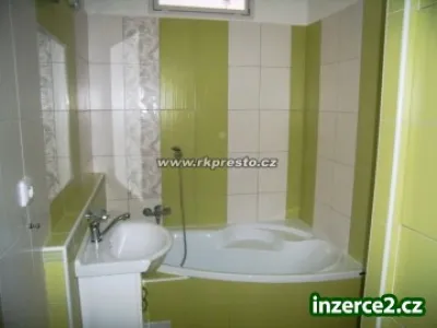 Pronájem bytu 2+1 s balkónem, u centra v Písku.