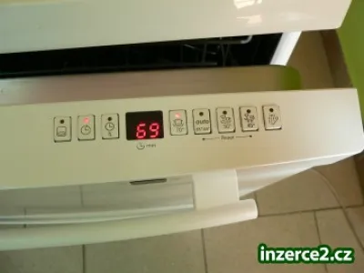 myčka Siemens bílá na volné postavení SE25T250EU