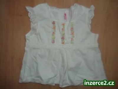 značková halenka vel.5-6 let