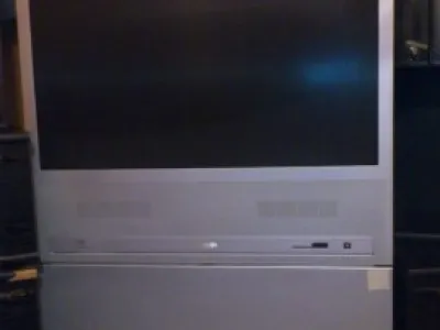prodám projekční televizy
