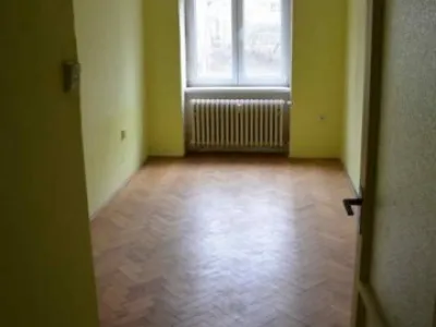 Aukce BJ 1+0 z majetku MČ Praha 10, Sámova