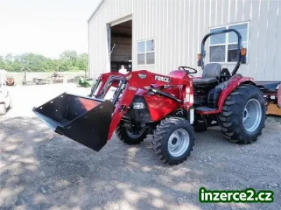 CASE IH Farmall 45 traktor