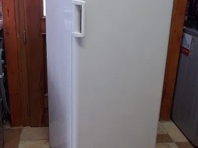 Mraznička - Mrazák šuplíkový ZANUSSI ZV 180 R