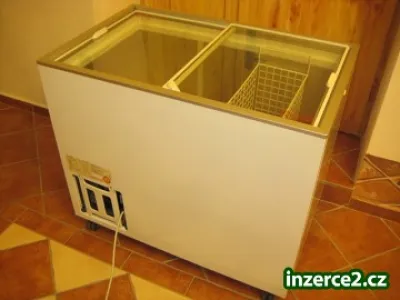Mraznička - Mrazák pultový prosklený AHT